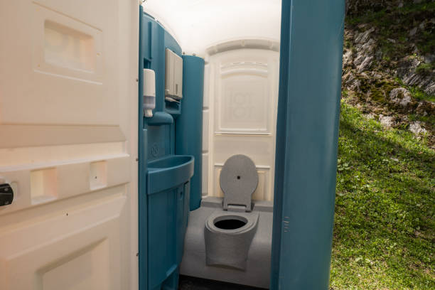 Best Restroom trailer rental cost  in Stoughton, WI